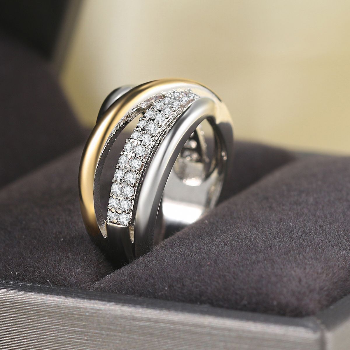 DUO LUXE - Zweifarbiger Ring mit edlem Kontrast