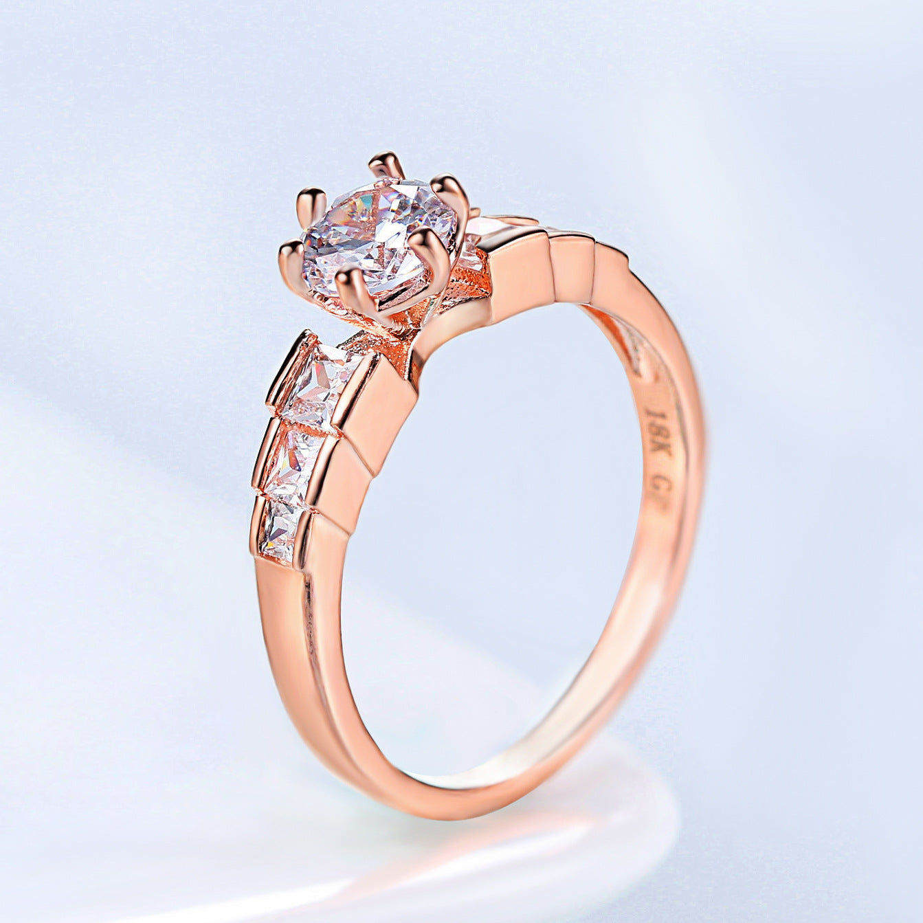 ROSE ATELIER - Roségoldring mit klarer Form